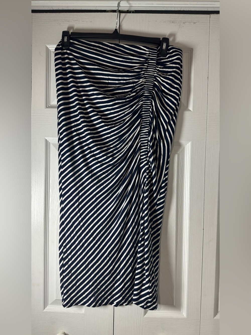 Forever 21 Navy and White Striped Maxi Skirt